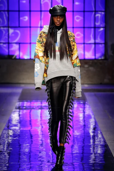 Look 38